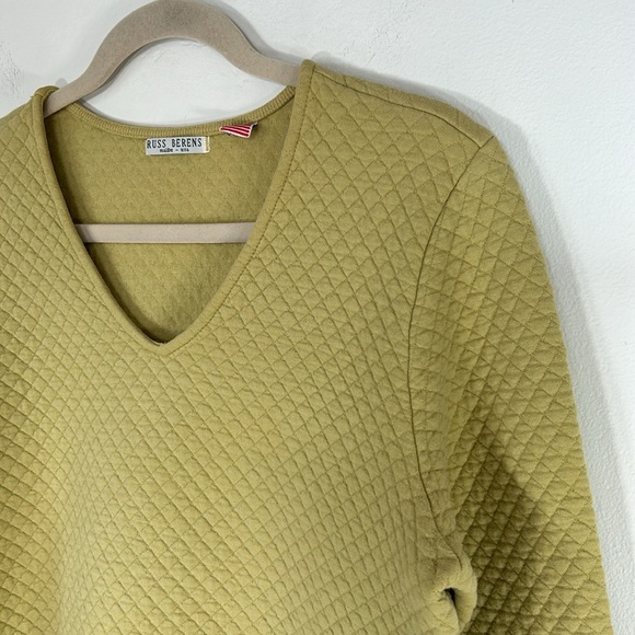 Russ Berens Malibu Vintage Waffle Weave Women’s Size M Chartreuse Pullover Top - Picture 4 of 13